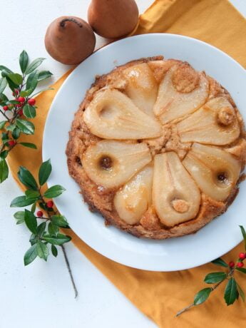 Bizcocho de almendras con peras con Thermomix